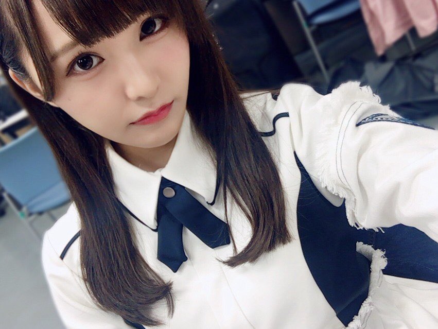 櫻坂46 على تويتر けやき坂46のまなふぃこと高瀬愛奈です アルバム発売まであと2日 可愛い曲からクールな曲までいろいろなジャンルの 曲があるのでぜひお気に入りの一曲を見つけてみてくださいね O W O けやき坂46 ひらがなけやき 走り出す瞬間 T