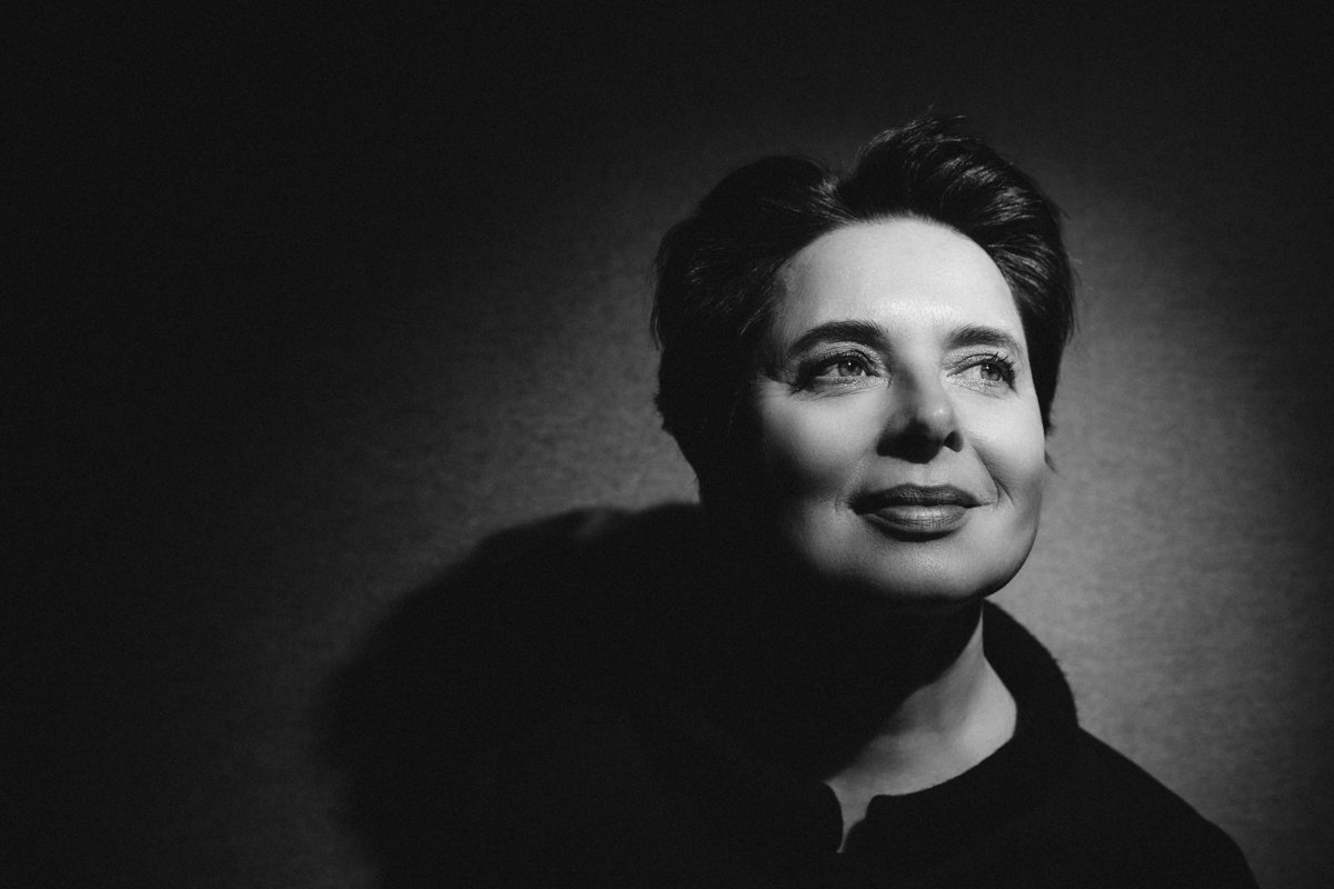 Happy birthday, Isabella Rossellini. 