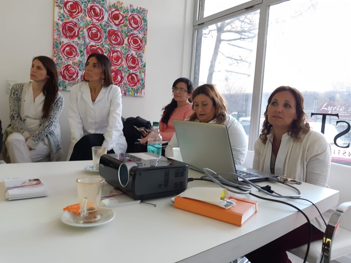 MedicinaUNMDP's tweet photo. Reafirman alianza con Instituto Fares Taie. Buscan avanzar en acuerdos específicos para nuestra Escuela. El Director @adrianalasino y la Sec. de Coordinación, Mg. Graciela Bordehore, visitaron el Instituto,  recibidos por su Director, el Dr. Hernan Fares Taie y su equipo técnico. https://t.co/BbpfdZ5uQu