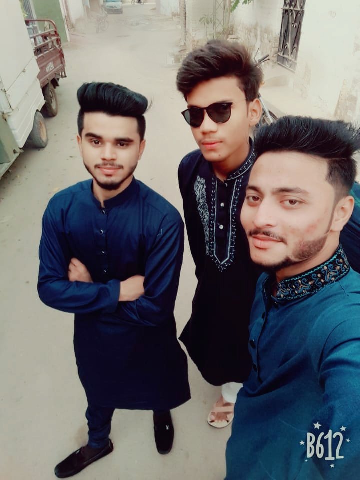 cutebacha9090's tweet photo. 😘😘😘 https://t.co/JftYbYTo1c