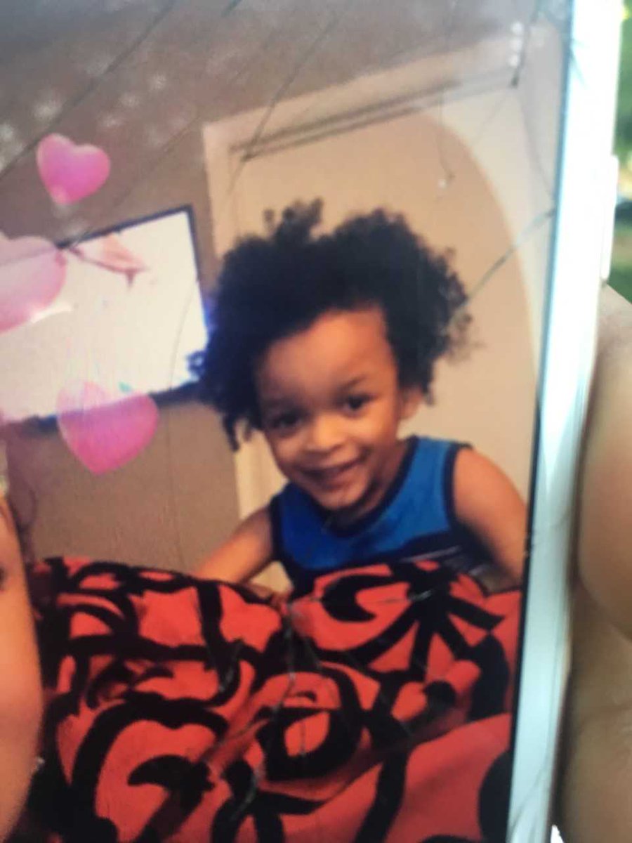 WSMVHollyT's tweet photo. #BREAKING: #URGENT: 3-year-old Dohn Jefferson reported missing in #Antioch. Last seen wearing black pajamas around 9 last night at The Club at Hickory Hollow Apts... near Bell Road. If you see him- call police immediately. https://t.co/XWp10Vs4Ou