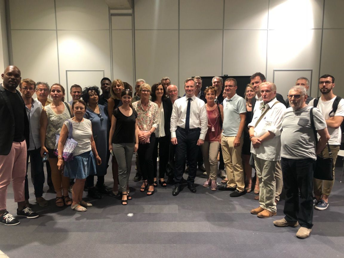 Renaissance__13's tweet photo. Aujourd’hui, rencontre entre les Animateurs Locaux @Enmarche13 et @JBLemoyne, Secrétaire d'État auprès du ministre de l'Europe et des Affaires étrangères, en déplacement à Marseille. https://t.co/v0NKmQg71l