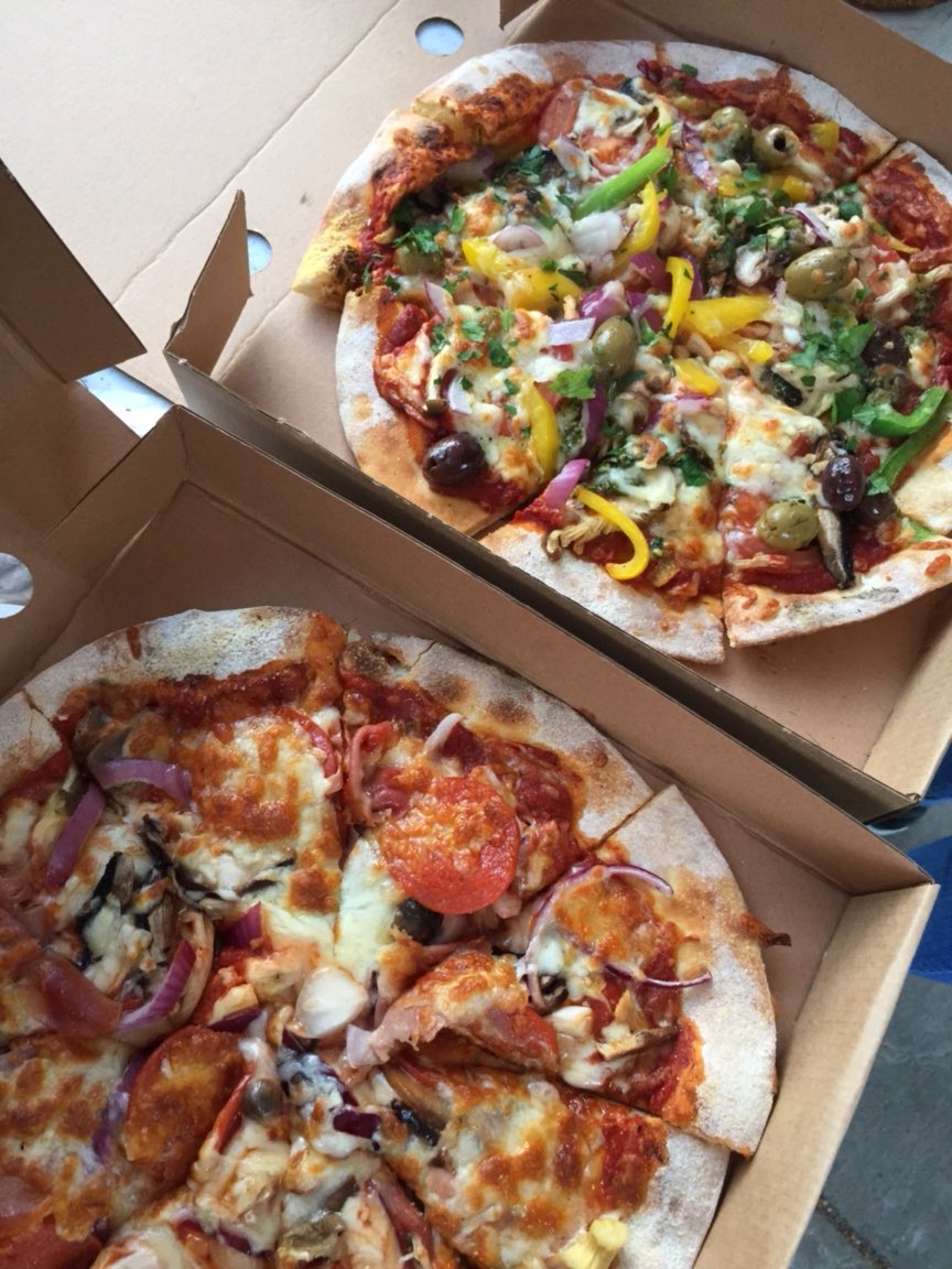 We’ve got the perfect way for you to spend your evening watching England play football with our takeaway pizzas, even better they’re buy one get one free between 6pm-7pm!! 🏴󠁧󠁢󠁥󠁮󠁧󠁿🍕#Football #TakeawayPizza #HerculesRevived #TheWoodShed