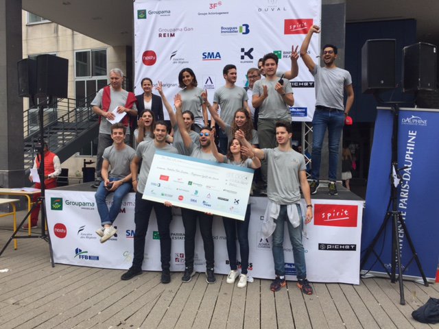 FondDauphine's tweet photo. 18 000 € ont été collectés hier par les étudiants du @master_246 de @Paris_Dauphine lors des #fouleesdelimmobilier au profit des actions de la @FondDauphine en faveur du #logement étudiant ! 🎁💕
Bravo &amp; MERCI pour cette réussite sportive et solidaire !! https://t.co/CRCBzwbjA5 https://t.co/Q6CCKjMHFJ