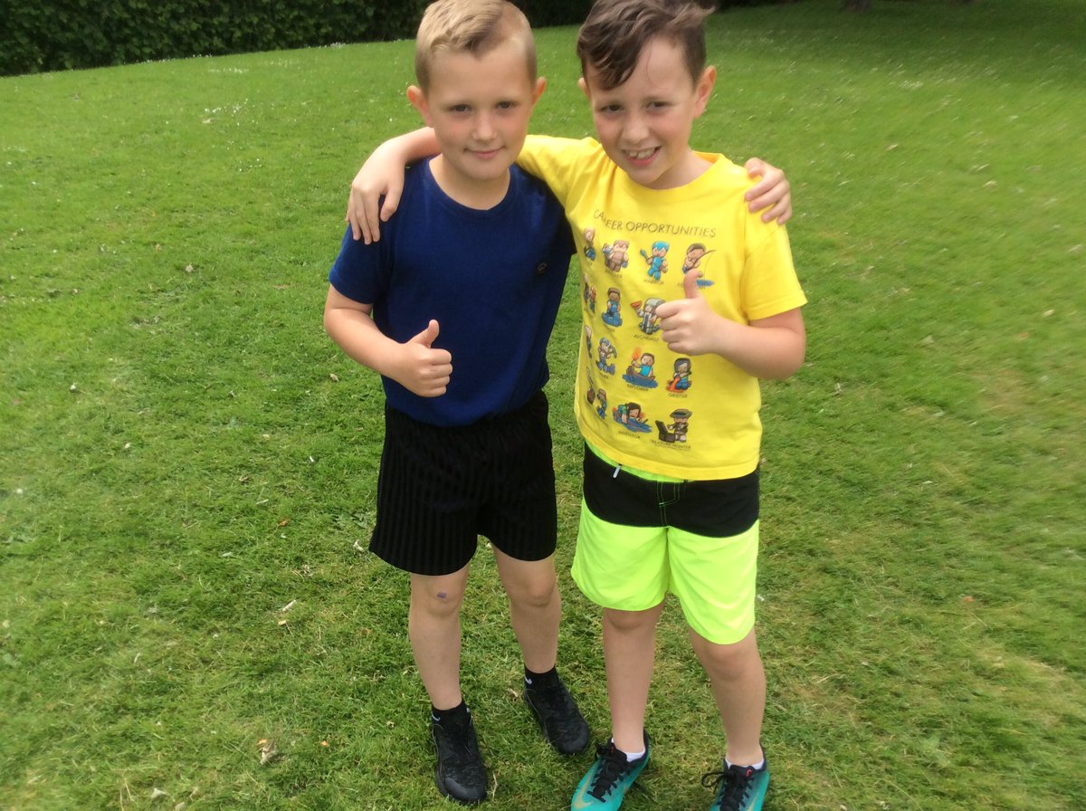 StJohnsShildon's tweet photo. Example of true sportsmanship, encouraging and supporting each other. #sportsweek #goodsportsman #superstars 👍👏🏻🏆🏅 https://t.co/te4sprx4T2