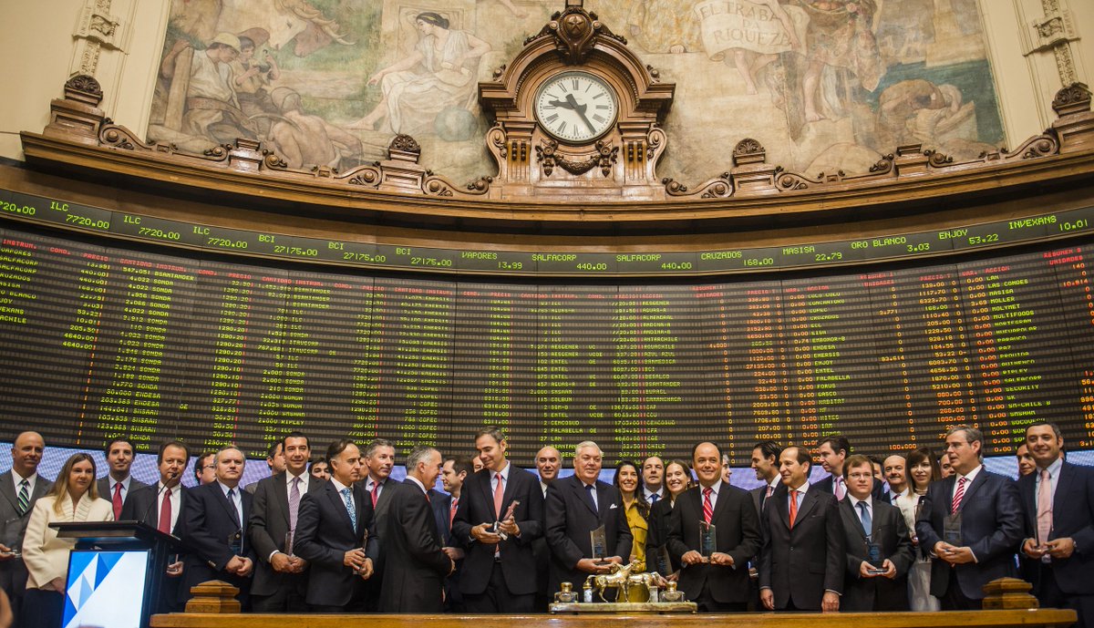 La <a href="/Bolsadesantiago/">Bolsa de Santiago</a> será la primera de la región en aplicar tecnología Blockchain. Esta tecnología permite acelerar y simplificar el proceso de ventas para que más actores puedan involucrarse en este tipo de negocios.

bit.ly/2tdHDfu

#blockchain #bolsadesantiago #chile
