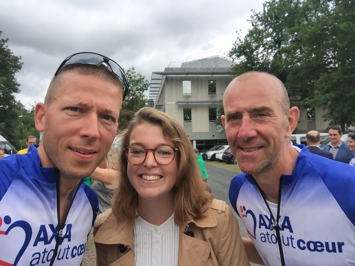 AlexCoust's tweet photo. Bravo aux finishers de la #BikeCoeur2018 d'avoir pédalé pour la bonne cause 🚴🏻❤️💪 @MakeAWishFrance #solidarite #AXAAtoutCoeur #retrouvailles https://t.co/jj5kcRi2FK