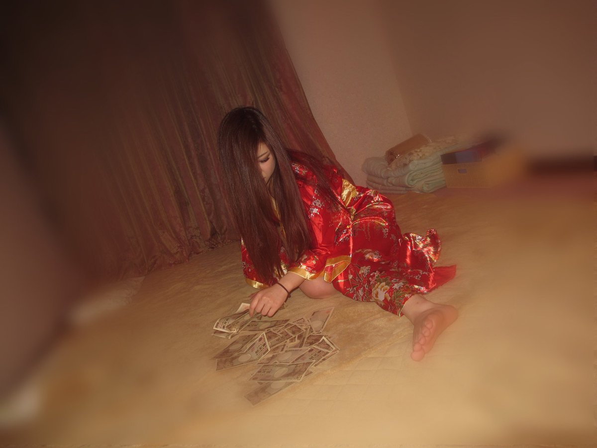 taxx69's tweet photo. 題「遊女の仕事終わりin吉原」 https://t.co/gz93tJBYSM
