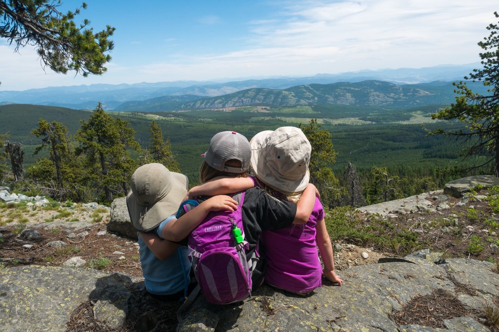 LiveSolarNow's tweet image. Our children deserve to have a future that is clean and green, don't you agree?