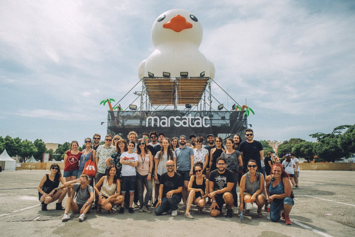 Marsatac's tweet image. 🌴 MERCI 🌴

Vous étiez plus de 35 000 festivaliers. 
Vous étiez également 350 bénévoles.
Vous étiez aussi 300 journalistes.
Sans oublier les 31 artistes qui ont tout donné sur scène.
Nous étions un, tous ensemble.

Rendez-vous à #Marsatac🍦les 14,15 et 16 juin 2019
