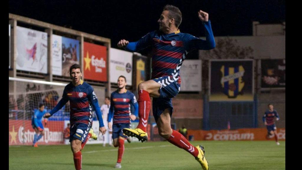 Cooper_Morris's tweet photo. De les millors notícies que un pot esperar... saber que @pitucomadevall seguirà un any més a @UELlagostera
Està claríssim que @oriol_alsina sap el que es fa i clarament vol un altre #Llagosterasso
#SíPituSíParty #NiUnPasEnrere #Objectiu2B https://t.co/grq1c9DhYp
