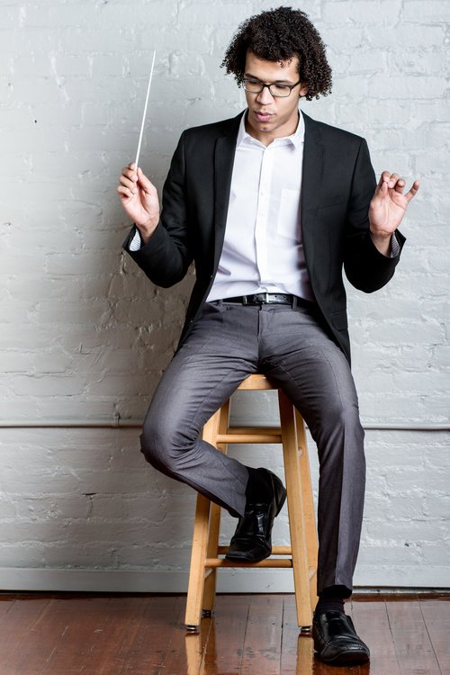 inspiremusnotts's tweet photo. #Mus_Ed2018 keynote: Thrilled to announce Jonathon Heyward, Assistant Conductor of @the_halle orchestra will be delivering our keynote speech on 3rd July. Conference tickets are FREE: https://t.co/kQwI4cIZBN https://t.co/iqIRh2Paz0