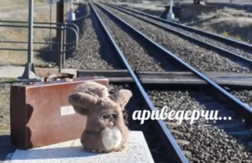 Gipotez4's tweet photo. Когда преподаватель сказал, что не будет отмечать на парах
Я: https://t.co/Ta0kxsDFZw