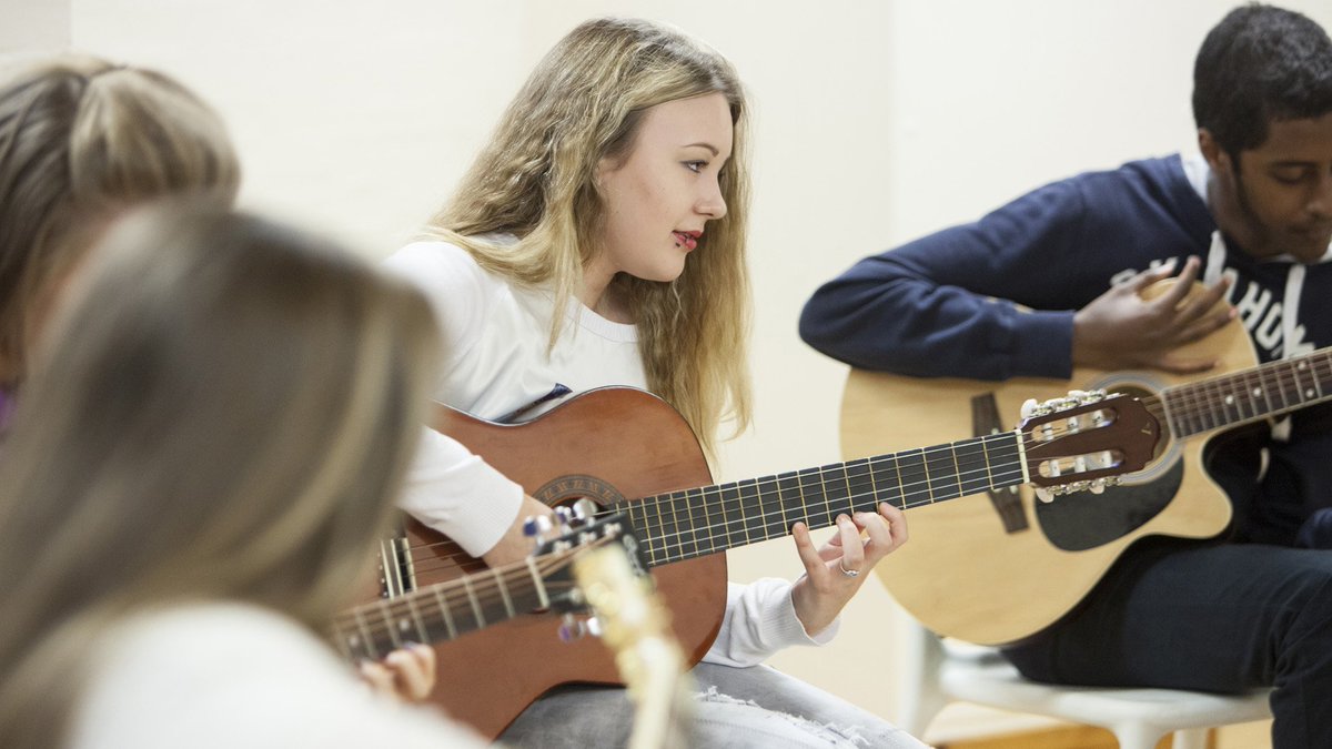 RCStweets's tweet photo. Applications are now open for our new Acting and Traditional Music programmes which are have been created for our Junior Conservatoire in #Fraserburgh #applynow #Northeastarts https://t.co/FQ3RZYkZZQ https://t.co/TNRkLwnqQv