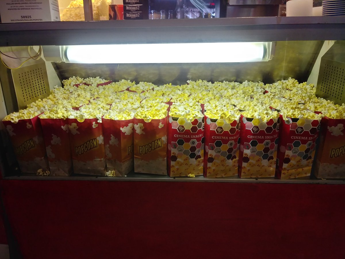 Newton &amp; GMS find an INCREDIBLE way keep cool at Garden Cinema today! 😎 <a href="/Super_GPS/">Greenfield Public Schools</a>