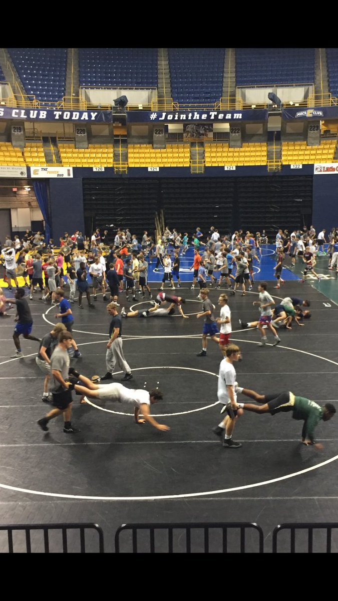 WrestlingCville's tweet image. Day 2 of @UTCWrestling camp.  7:45cst and we are warming up for full day of wrestling.  2 technique sessions, 5 matches, and some great motivational speeches by Coach Eslinger.  #makingbettermen #teambuilding #212degrees #EntertheDragons