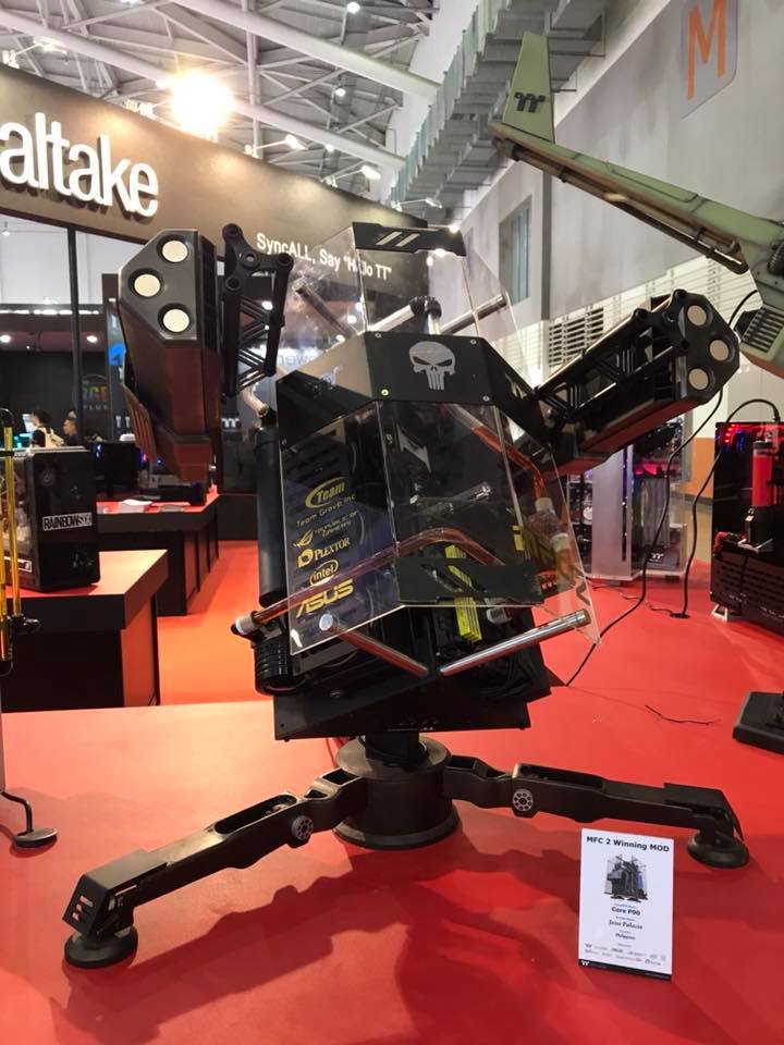 thermalatino's tweet photo. Buen Lunes! Les dejamos fotos de lo que fue la #computex2018 y los MODDING que #thermaltake presento ahí!
#thermaltake #computex #ttlcs #syncall #ttpremium #ttesports #pcmasterrace #master_race #pcgamer #gamer #modding #gamerguy https://t.co/xOsD0W4F6Z