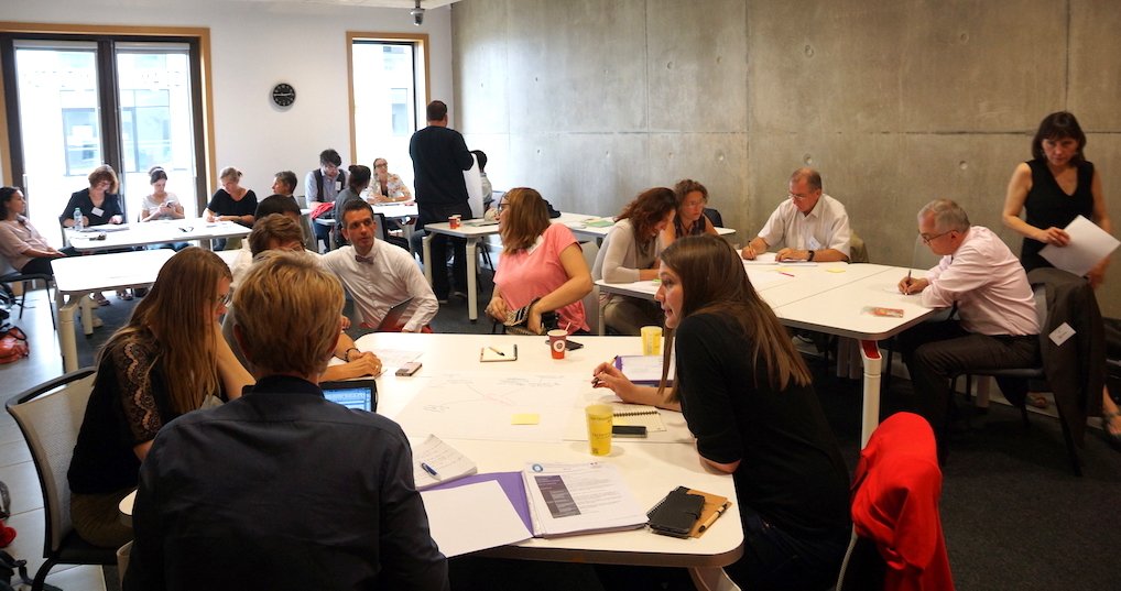 TalentCampus1's tweet photo. Les ateliers prennent le relai cet après midi autour de l'avenir des #IDEFI et de l'organisation d'un colloque international liés aux nouvelles pratiques et outils pédagogiques. #transmission #formations #pédagogie https://t.co/3mPwu6CF7M