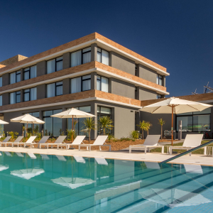 Salinas del Almirón recibe a sus huéspedes senior con amplios beneficios revistauy.wordpress.com/2018/06/13/sal…