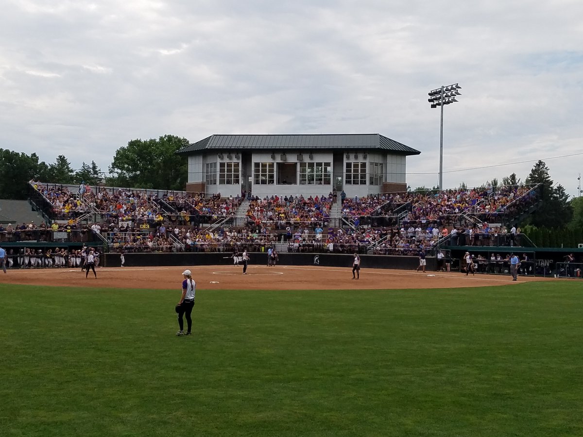 Msu Softball Congrats To The Mhsaa On A Great Softball Championship At Secchia Stadium And To All The Teams On Their Fantastic 18 Seasons T Co Nm0olxivsv Msu Softball Congrats To The Mhsaa On A Great Softball Championship At Secchia Stadium And To All The Teams On Their Fantastic 18 Seasons T Co Nm0olxivsv