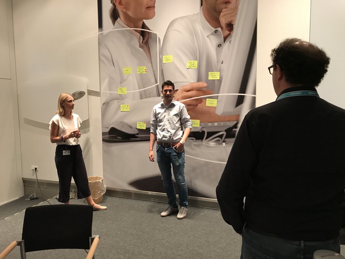 PSchoenknecht's tweet image. Just had our agile mindset session at the #futureland in Erlangen. Great exchange with a diverse team. We agreed #keepthingssimple #neverstoplearning and #weinsteadofme are important for agile way of working. Thanks for our great teamwork @julia__baier