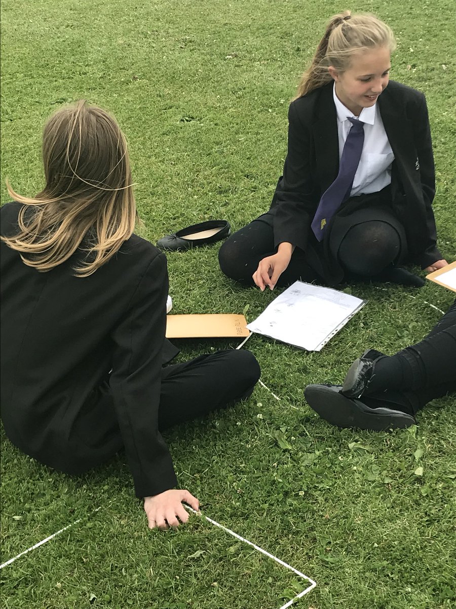 EParkerScience's tweet photo. #7S2 undertaking a little sampling of the plant population.  #LearningOutside https://t.co/EbZfs05Mc4