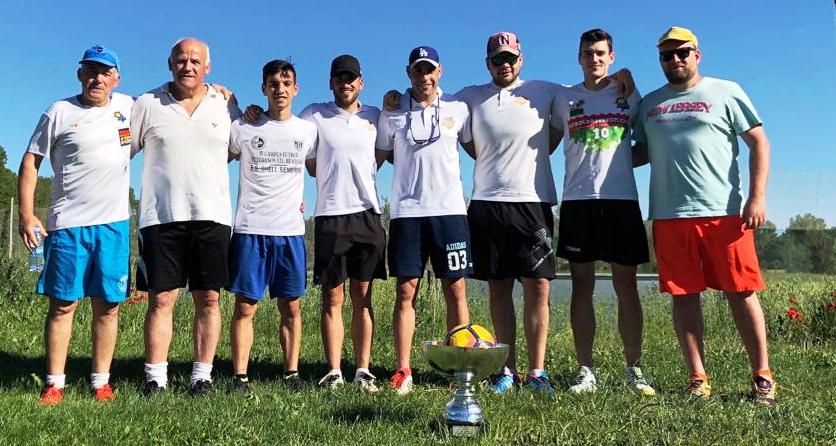 FootGolfPlay's tweet photo. El Bierzo y León empatan en el primer round por la ensaladera
https://t.co/bpxfgVbkFi https://t.co/RrxXXBeOuc