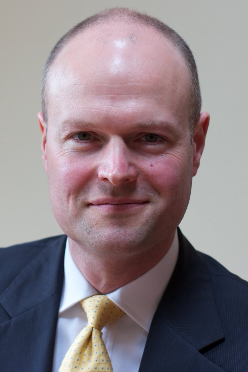 flywithwaves's tweet image. A great addition to the team as @flywithwaves announces Gus Paterson as the new CEO for the aviation part of the business. As ex Director of Civil Aviation for the Channel Islands, he makes the perfect choice #flywithwaves #airtaxi #innovation #channelislands #ceo