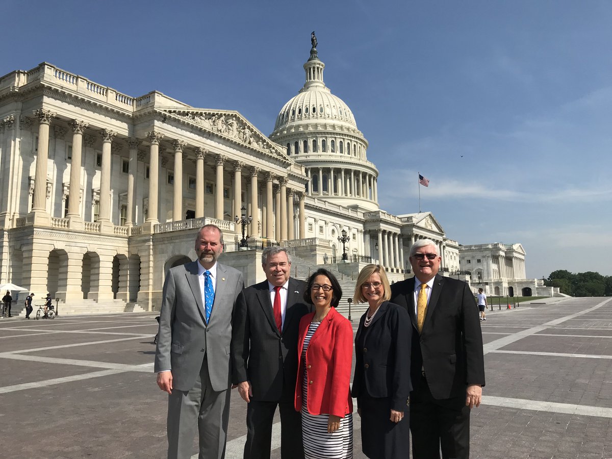 AOAforDOs's tweet image. Representing over 500k of #AmericasDocs, physician leaders from @AOAforDOs @aafp @AmerAcadPeds @APAPsychiatric @ACPinternists 
@ACOGAction are in DC to advocate for individuals and families impacted by the #OpioidEpidemic