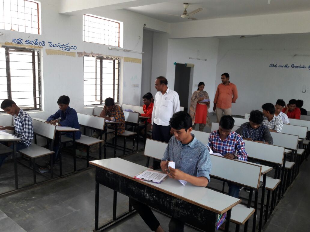 TSStar_50's tweet photo. Screening tests conducted for 12th standard students at 4 centres. Results will be announced soon. #star50 #itda #adilabad https://t.co/w6SJH4az6R