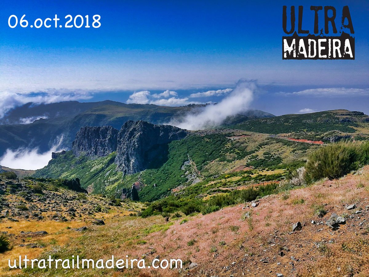 View from Pico do Areeiro check-point, at 1818 metres high!
//
Vista do posto de controlo do Pico do Areeiro, a 1818 metros de altitude!
//
Vue du checkpoint de Pico do Areeiro, à 1818 mètres d'altitude!

#madeiraoceantrails #mot #madeiraislad #ultramadeira #trailrunning #trail