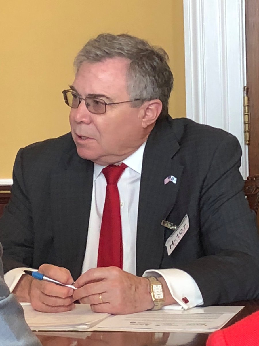 APApsychiatric's tweet image. APA&apos;s President-Elect @bjschwartzmd speaking on the Hill with other physician leaders from @AOAforDOs @aafp @AmerAcadPeds @APAPsychiatric @ACPinternists and @ACOGAction advocating for individuals and their families impacted by the #OpioidEpidemic. #AmericasDocs