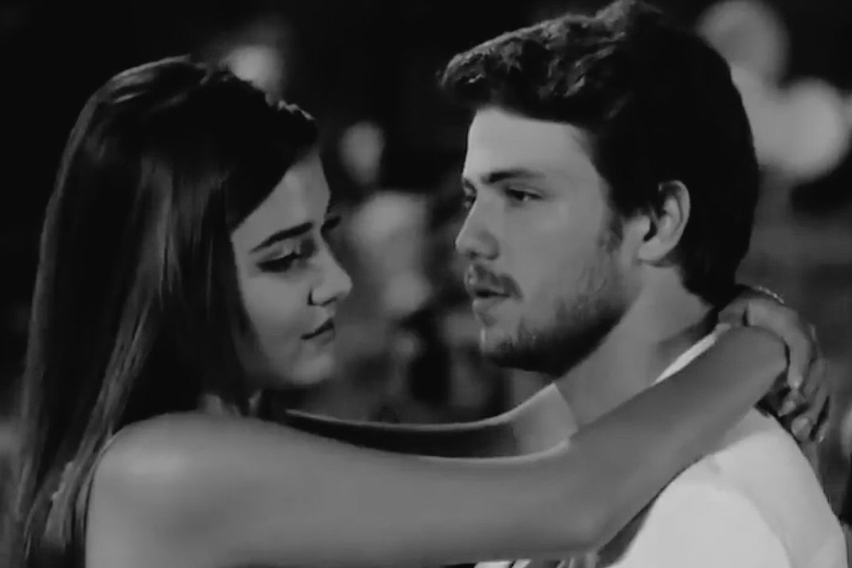 içinden bişey kopanlar onlayn 
GeceyiAydınlatan AlSel