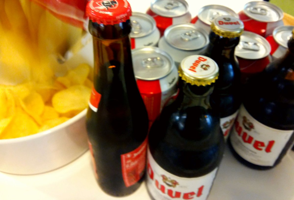paul_cohen1's tweet photo. Getting ready for #BELPAN at #KetchumBXL #belgianreddevils #rodeduivels #DiablesRouges https://t.co/dvhTWHKgY8
