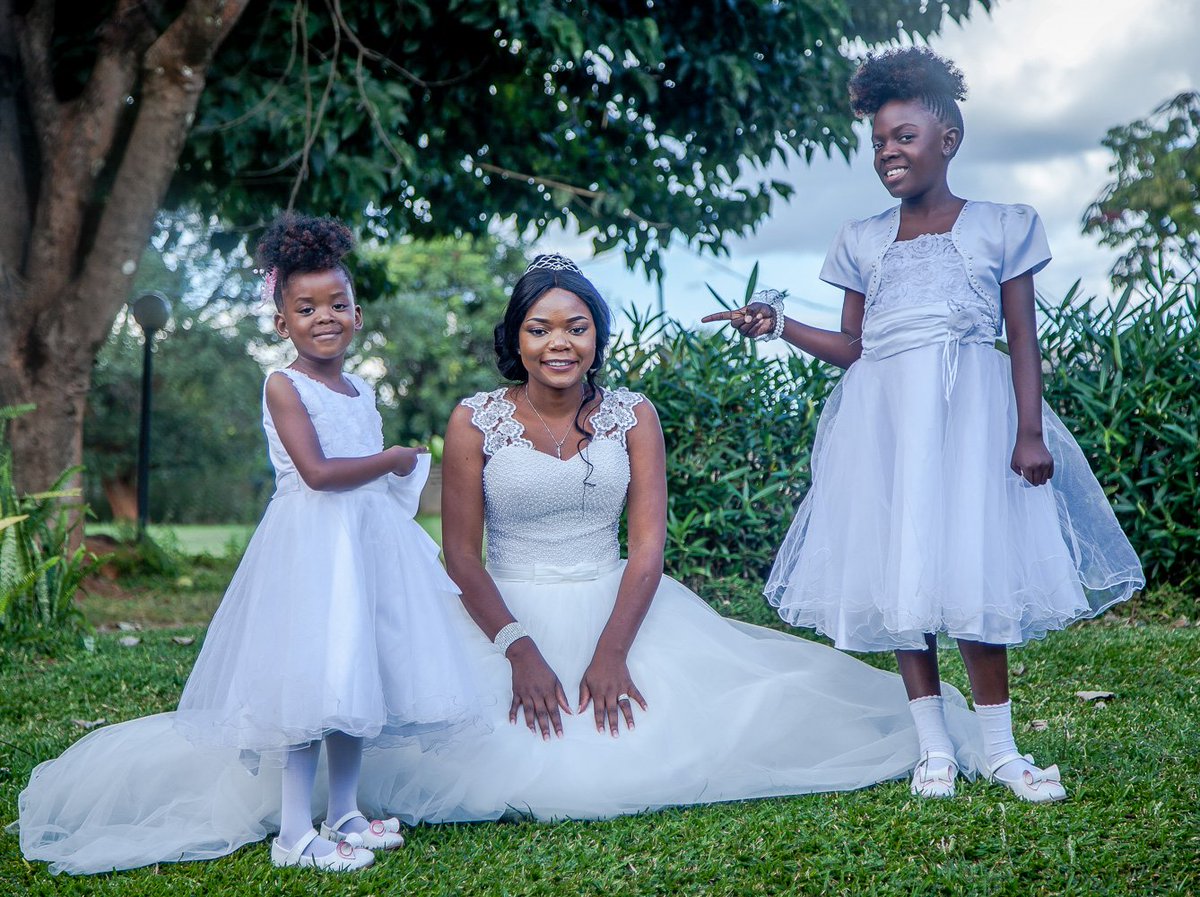 KalichiPictures's tweet photo. Memory Lane Monday (MLM) - Yes #ZedTwitter, Its a thing, lol

This was fun! How's about we do it all over again? Yeah, get married again!!

#GetShotAtKalichi #Zambia #Lusaka #Ndola #ZedPhotography #CanonPhotography #Weddings #ZambianWeddings #Love #Forever #HappilyEverAfter https://t.co/F2B5R67bCn