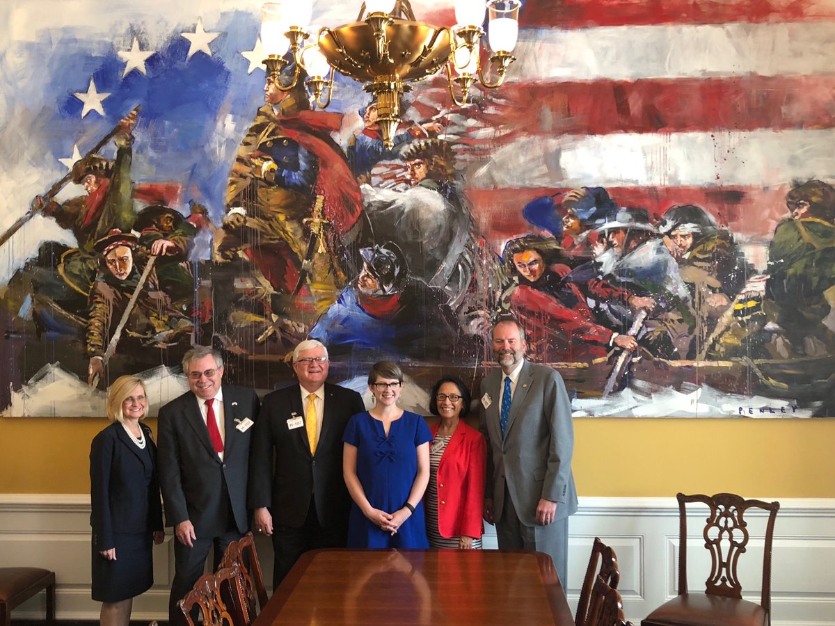 BobHallDC's tweet image. Great meeting of #AmericasDocs with House leadership staff. Thank you for your #opioids leadership!