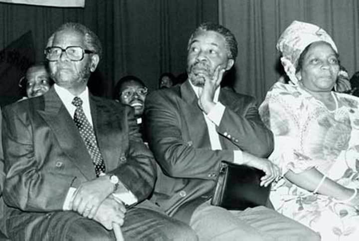 Happy 76th Birthday to the former President Thabo Mbeki. Long Live the son of Oom Gov    