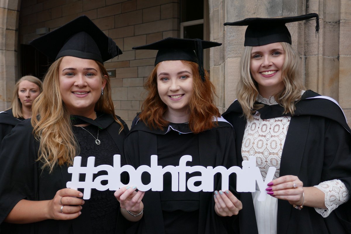 Aberdeen Uni Alumni A Twitter It S Graduation Week Here At