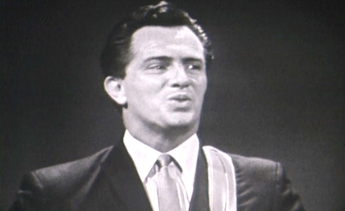 espofootball's tweet photo. #BTD Jun19,1928 #TommyDeVito founding member, baritone vocals, lead guitarist with the #FourLovers (later known as the #FourSeasons) 1956 US #62 "You're the Apple of My Eye"; The #FourSeasons 1st of 5 #1 hits 1962 US #1 "Sherry", +29 other US Top40 singles with 4 #1 singles https://t.co/7LAA3WQMvE