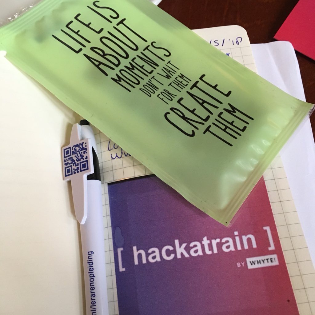 OMobiliteit's tweet photo. Almost there 🚅 #hackatrain Mijn naam is HaaS 🐰 https://t.co/loFPc7rgqP