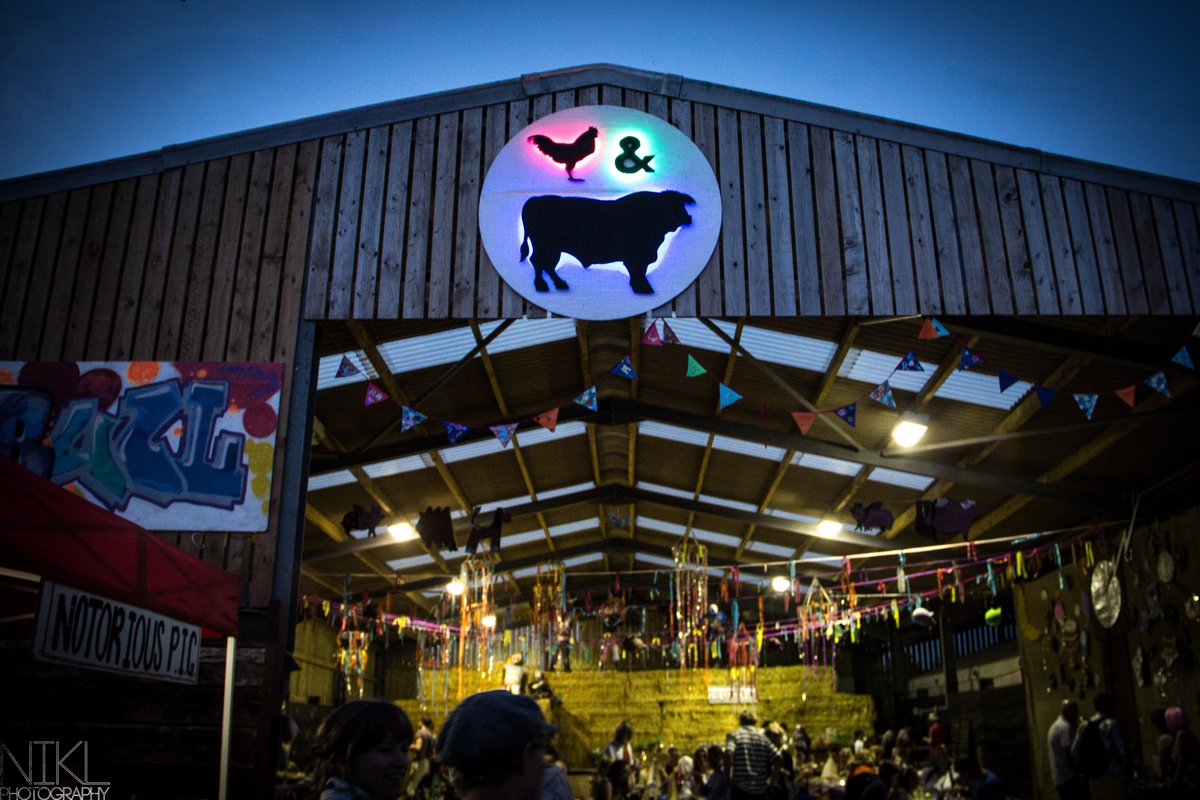 JamiesFarm's tweet photo. Volunteers needed at @cockandbullfest 2018 from August 10-12, a music fest on a farm just outside Bath. Join the team &amp; make the magic happen! Sign up >> https://t.co/jKqdsVJB12 @BathLifeMag @VTeamBath @BYP_Bath #whatsonbath https://t.co/UzZ3aJqhjt