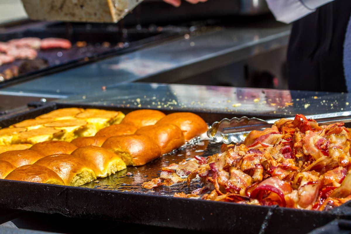 KFestivals's tweet photo. Need an excuse to sample every bacon dish at the Bacon and Bourbon Festival? Vote for your fave on Instagram using #keystonebestbacon!
This contest takes place on Saturday, June 23 with awards presented at 6pm. Don't miss it!
#keystonefestivals #keystonebestbacon #keystonebacon https://t.co/BKXe3LQ8TO