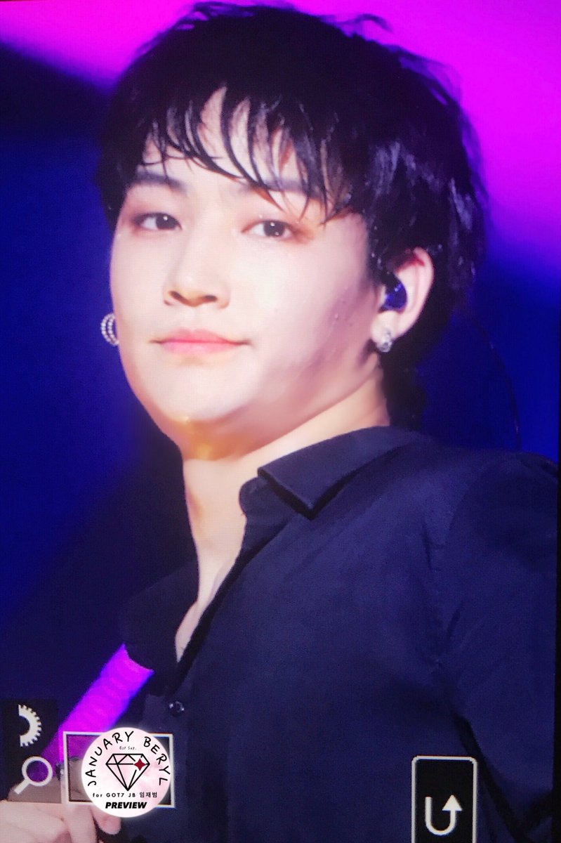 JanuaryBeryl's tweet photo. <PREVIEW> 180616 EYES ON YOU in TAIPEI
👅👅👅
#갓세븐   #GOT7   #재범 #JB https://t.co/cduSZMaMT5