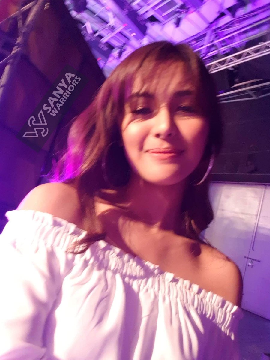 SanyaWarriors's tweet photo. Our Queen @sanya_lopez at #CBHappyAnniversary 
For more updates and pics, head over to our fb page:

https://t.co/th5nCXn2Fi https://t.co/vuozKvdvSv