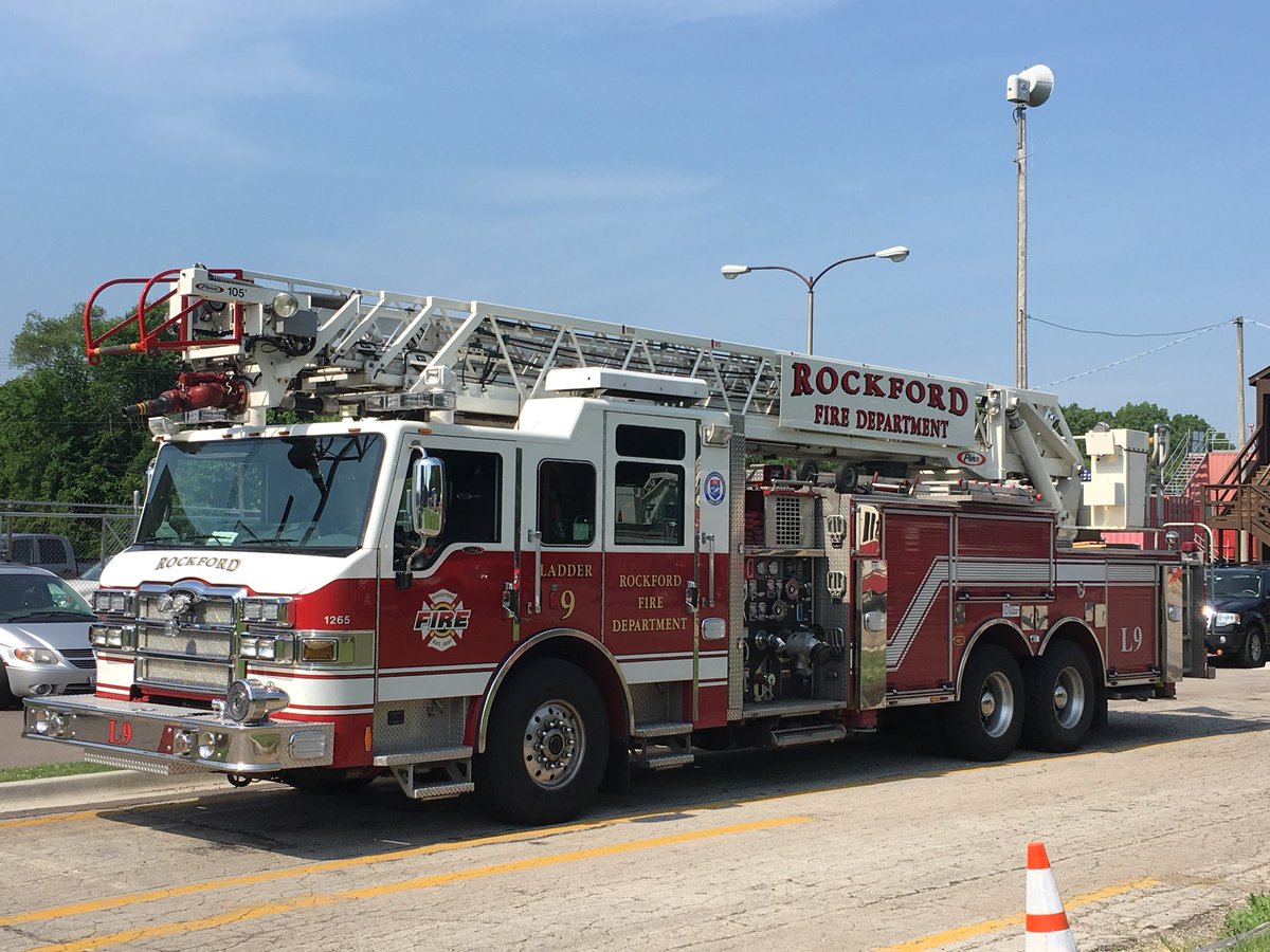 ExplorerPost413's tweet image. Today @ExplorerPost413 conducted training on search and rescue and fire suppression. Great teamwork and motivation!