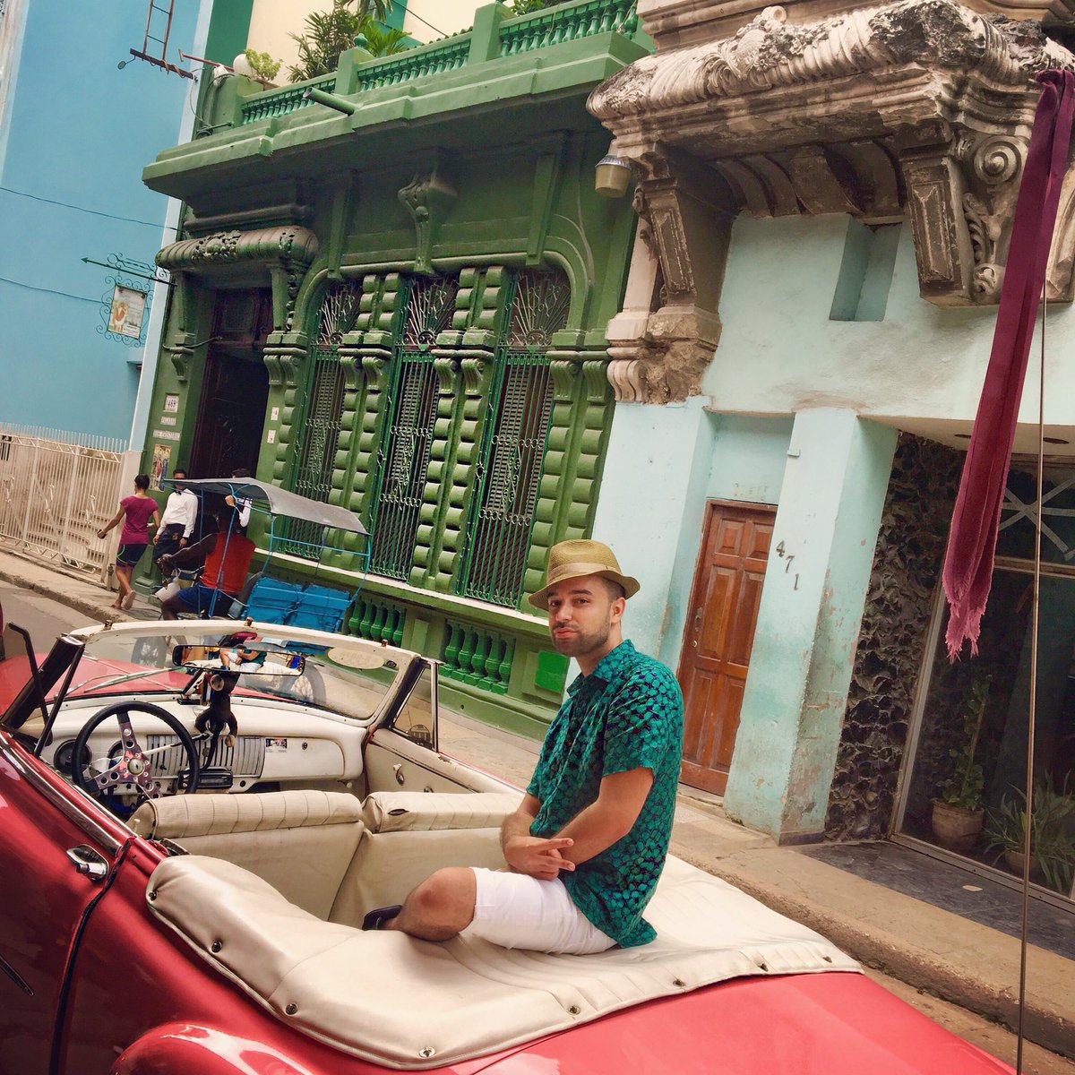 FabuLouis's tweet photo. #SanCristobal #LaHabana https://t.co/5CFDMPII0f