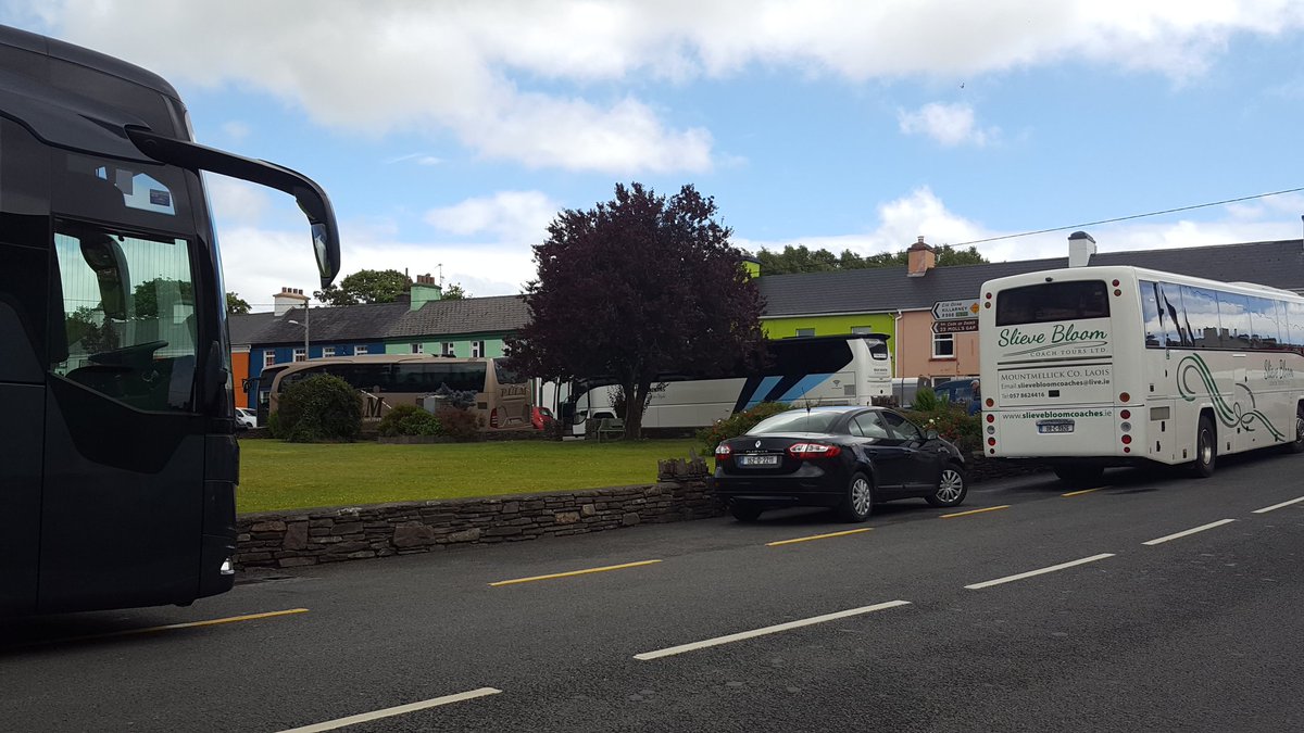 jacrinaldi's tweet image. #tipsfortravellers doing the #WildAtlanticWay -    avoid @sneem village between 1.00 and 4.00pm ..50 to 60 coaches a day! Horrendous
