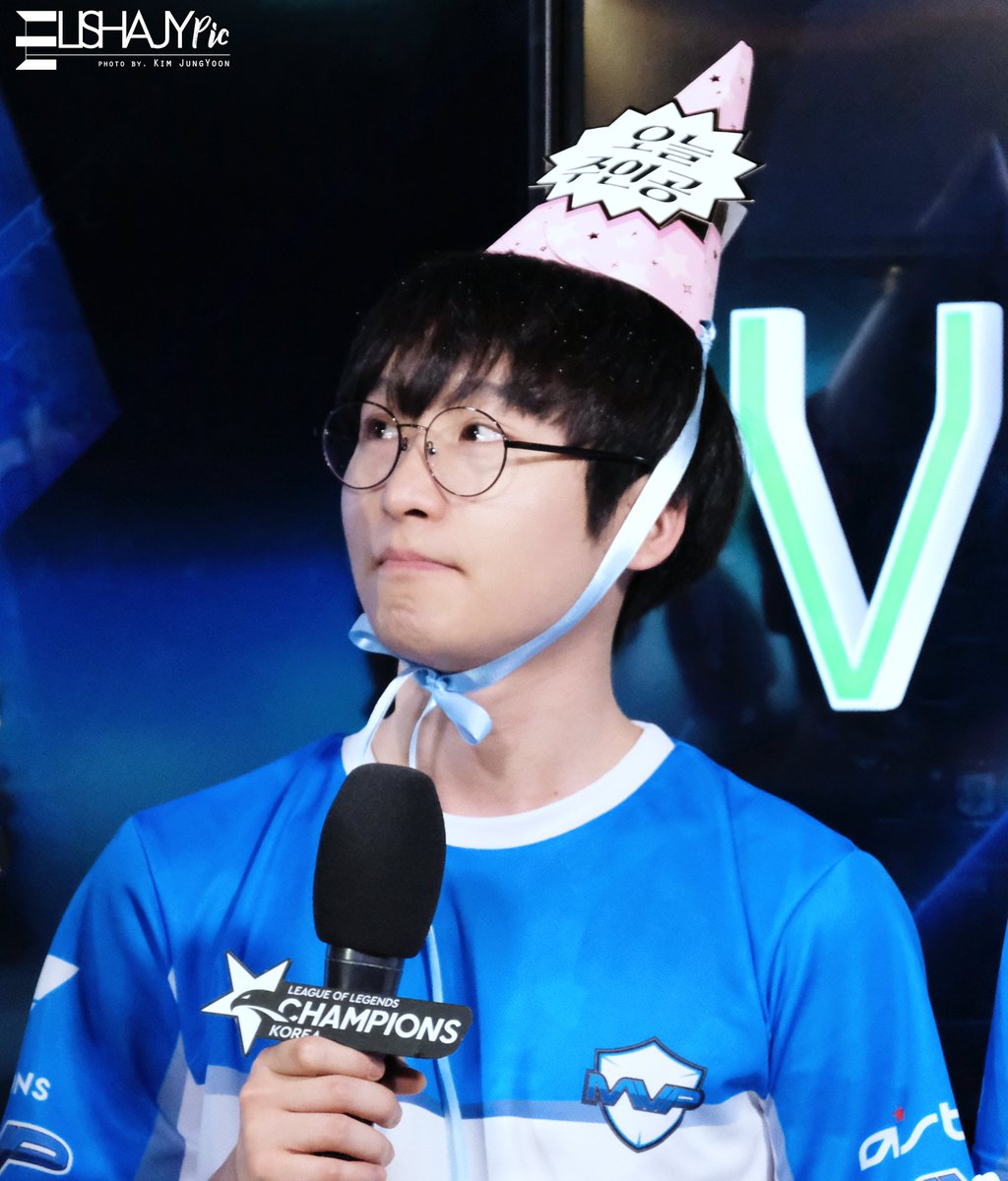 Elisha_JY_pic's tweet photo. 180304

#MVP_lol #MVP_Pilot #파일럿 #나우형 https://t.co/oTUVNduuTH