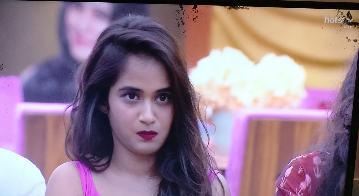 thesareddy's tweet photo. Nuv badha padithe badha padtham.. nuv navvuthe navvutham.. we are always with you ❤️
#TeamDeepthiSunaina #DeepthiArmy
@Samara914 @sukender4prince @VAMshiMb07 https://t.co/uIiWDP0IhI