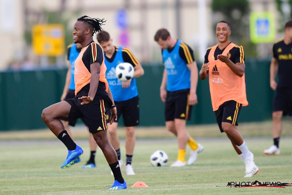 mbatshuayi's tweet photo. Not sure @ytielemans likes my new celebration but who cares 💁🏾‍♂️💁🏾‍♂️💁🏾‍♂️ https://t.co/iO5mOUK7U6
